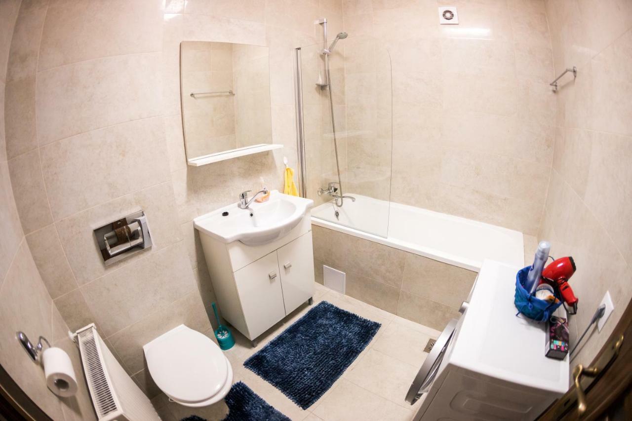 Travel Homzzz Apartments Тыргу-Муреш Экстерьер фото