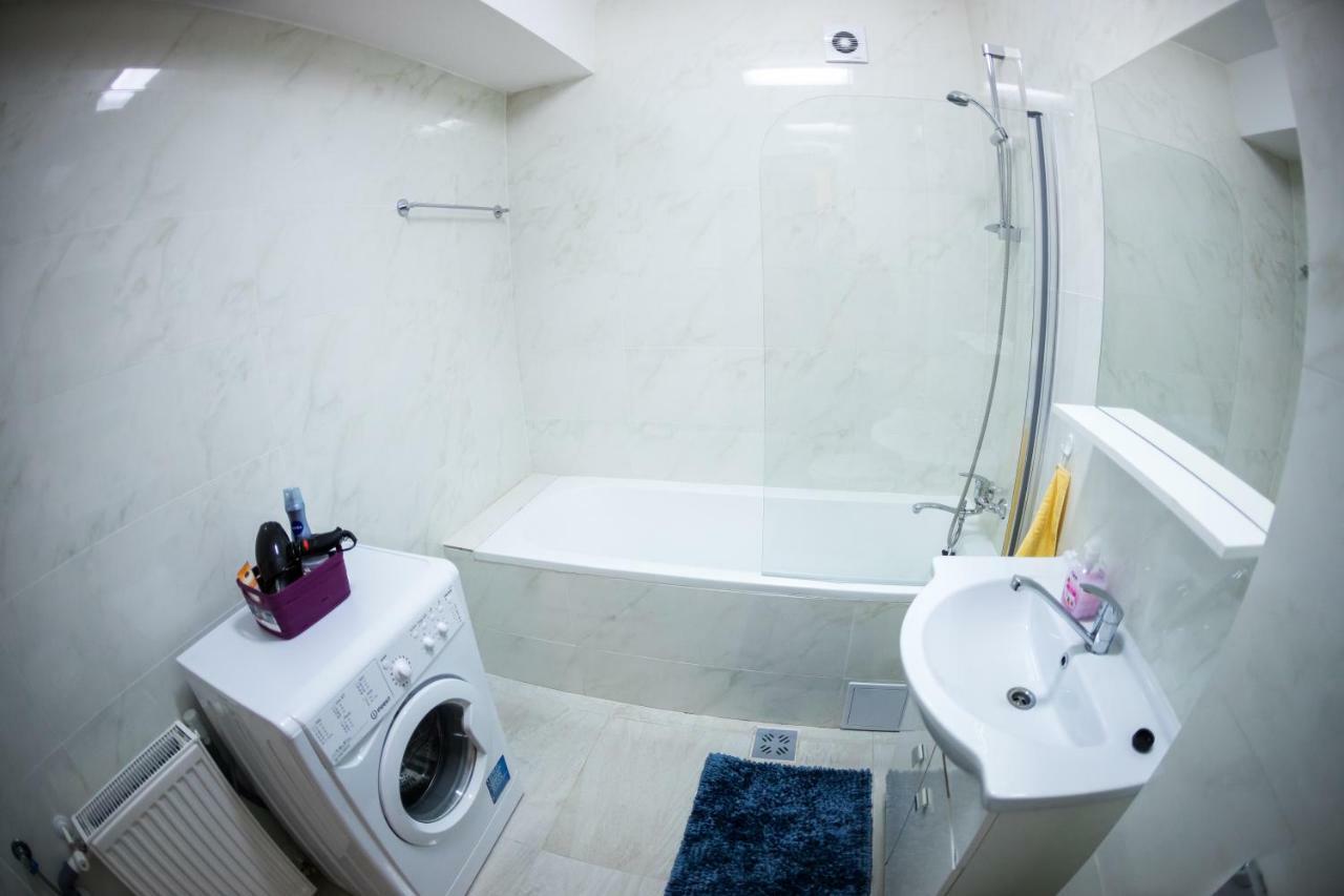 Travel Homzzz Apartments Тыргу-Муреш Экстерьер фото