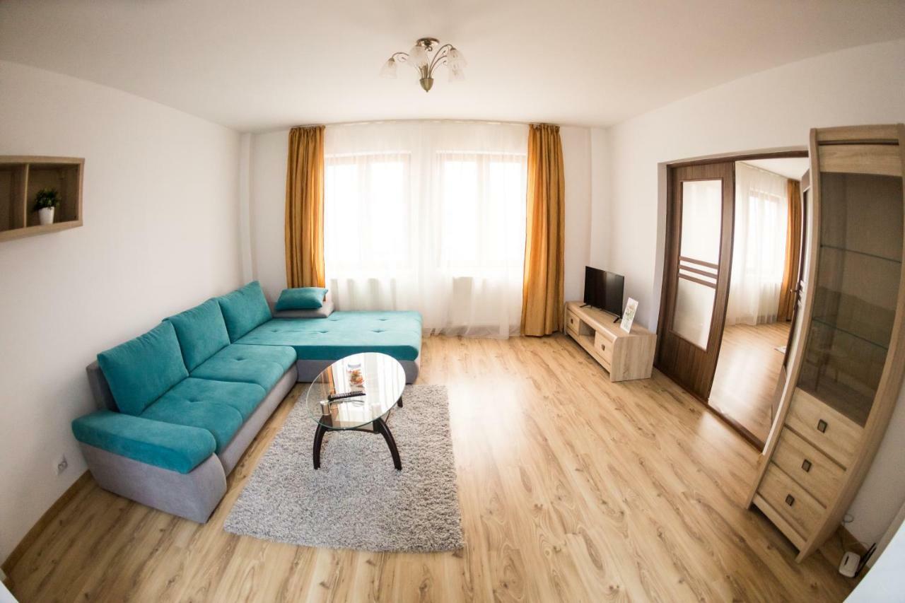 Travel Homzzz Apartments Тыргу-Муреш Экстерьер фото