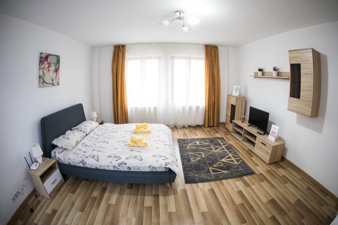 Travel Homzzz Apartments Тыргу-Муреш Экстерьер фото
