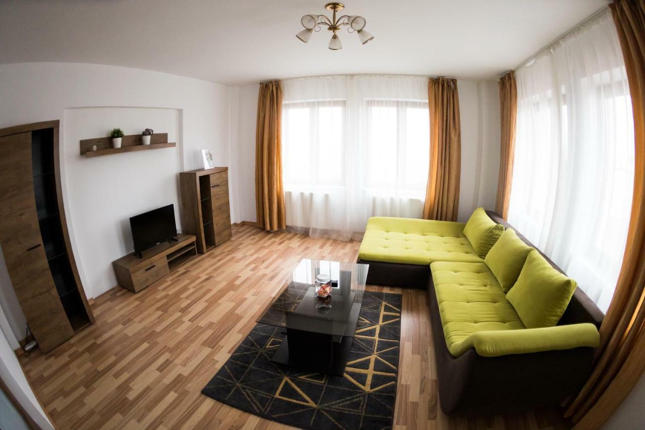 Travel Homzzz Apartments Тыргу-Муреш Экстерьер фото